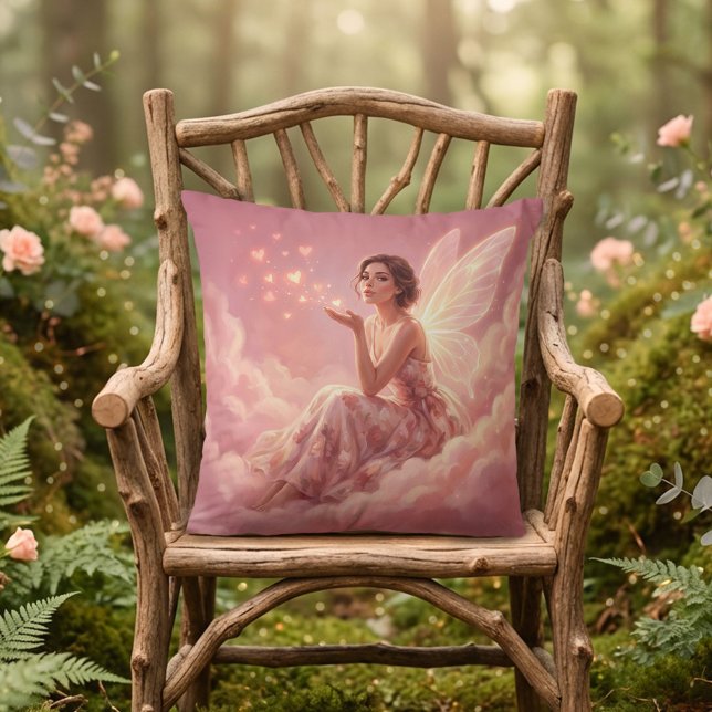 Almofada Valentine Fairy on Pink Clouds Fantasy Art (Criador carregado)