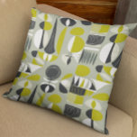 Almofada Verde limão e Cinza Moderno do século Médio<br><div class="desc">Este design pode ser personalizado escolhendo a opção Editar Design. Você também pode transferir para outros itens. Entre em contato comigo em colorflowcreations@gmail.com ou use a opção de bate-papo no topo da página se você quiser ter este design em outro produto ou precisar de assistência. Veja mais designs ou siga-me...</div>