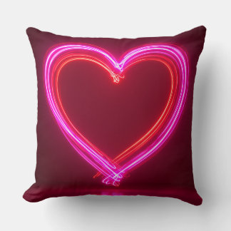 Almofada Vibrant Pink Abstract Heart Throw Pillow 16x16 | M