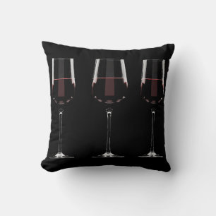 Almofada Vinhos com vinho tinto em preto
