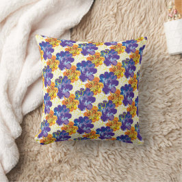 Almofada Vintage Abstract Exotic Orange Purple Flowers.