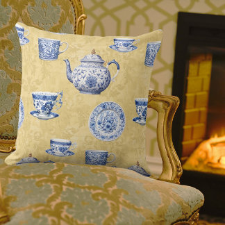 Almofada Vintage Chinoiserie Blue White Dishes on Gold