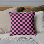 Almofada Vintage da placa de xadrez, clara e preta, a cor r<br><div class="desc">Quadro de verificação fino cor-de-rosa e preto | Vintage | Clássico | Evolução | NA MODA | Moda | Mínimo</div>