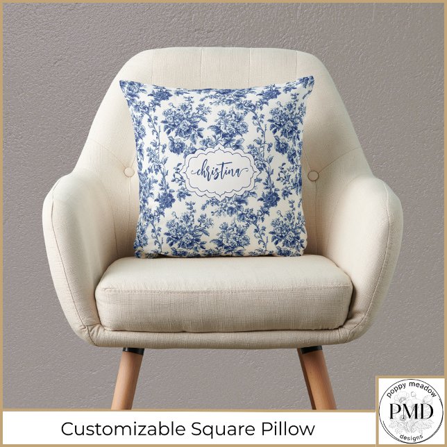 Almofada Vintage Floral Blue Personalizado (Vintage Floral Navy Blue and White Toile Personalized Square Throw Pillow, add her Name or Initials.)