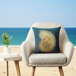 Almofada Vintage Nautilus num céu estrelado e cósmico