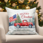Almofada Vintage Red Christmas Truck Bandeira de Natal<br><div class="desc">Vintage caminhão vermelho de Natal com árvore de Natal e cartão de Natal americano é uma forma festiva de mostrar seu amor pela América e enviar desejos de férias para seus amigos e família.</div>