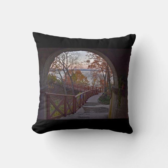 Almofada Vista vista a partir da dentro da Residência de Ba (Frente)