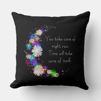 Almofada Você cuida agora da arte floral motivacional