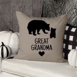 Almofada Vovó Excelente Personalizado Dando ao Vovô Urso Gr<br><div class="desc">Procurando o presente perfeito para aquela avó especial na sua vida? Não olhe mais do que nosso presente personalizado de vovó excelente - travesseiros decorativos de ursos personalizados com nomes! Estes travesseiros macios e fofinhos são uma maneira maravilhosa de mostrar o seu apreço por tudo o que ela fez por...</div>