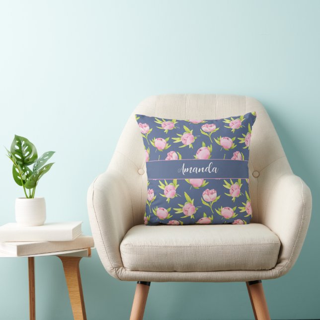Almofada Watercolor Pattern with Delicate Pink Round Pillow (Cadeira)