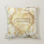 Almofada White Rose Elegance - 50º aniversário de casamento<br><div class="desc">Um símbolo eterno de amor e paixão. Personalizar o nome e o texto da data. A parte de trás do travesseiro tem um padrão de rosa branca com arte de texto dizendo Felizmente Depois.</div>
