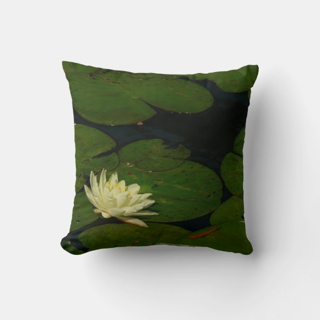Almofada White Waterlily I Peaceful Floral Fotografia (Frente)