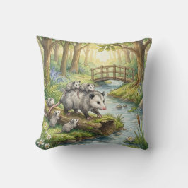 Almofada Woodland Opossum Mama & Babies Kids Throw Pillow