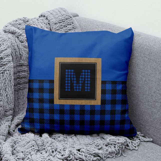 Almofada Xadrez Clássica de Buffalo, Gingham Monograma (Monogram Blue and Black Buffalo Check Pillow )