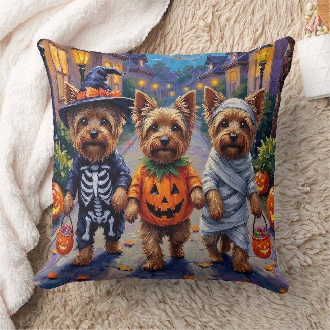 Almofada Yorkshire Terrier Dogs in Halloween Costumes (Cobertor)