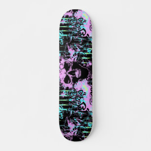 Alternative Skull Graffiti Skateboard