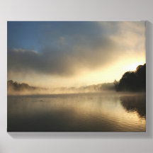 Amanhecer Nebuloso no Lago Junaluska