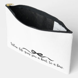 Amarre uma barra de acessórios do Arco