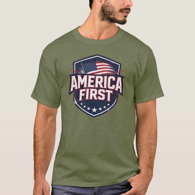 América Primeiro - Camiseta (Frente)