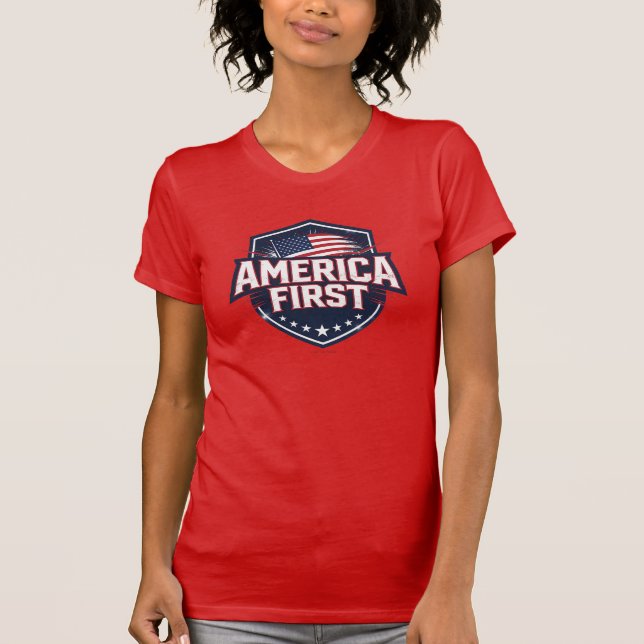 América Primeiro - Camiseta (Frente)