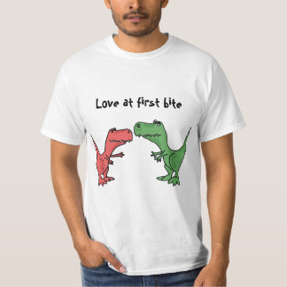 Amor AA na primeira camisa do dinossauro de T-Rex