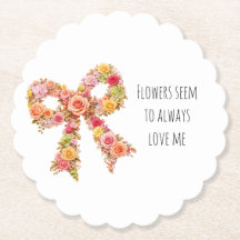 Amor de Laço Floral – Elegante Porta-Copos de Flor