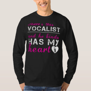Amor Vocalista: Ele Meio Que Tem Minha Camiseta Ca