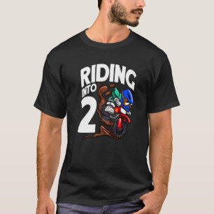 Andando Em 2 Bicicletas De Camisa De Nascimento Mo