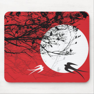 Andorinhas orientais no luar Mousepad