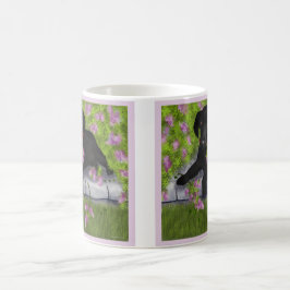 Andy sob a caneca de café dos Lilacs,