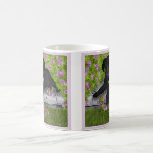 Andy sob a caneca de café dos Lilacs,