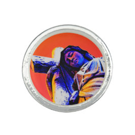 Anel Mantendo a arte do cemitério da fé