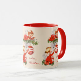 Ângulos decorando a caneca de Natal