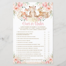 Animais da Floresta Espalhando Floral Sobre ou Sob