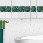 Animais Sob O Sol Mandala Stripes Personalizadas<br><div class="desc">Os animais sob a mandala solar com listras coloridas no design de azulejo de cerâmica sem costura, de cor verde-escura, com início no centro. Se você olhar cuidadosamente, verá que há elefantes, girafas, leões, aves e cobras na arte da mandala. O azulejo cerâmico de cor lacrimogênea com animais mandala é...</div>