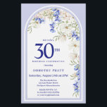 Aniversário de 30 anos Azul Branco Orçamento Convi<br><div class="desc">O modelo Elegante aniversário de 30 anos apresenta um arco floral Boho feito de margaridas brancas e flores silvestres azuis. Este elemento faz parte da Coleção Floral de Azul e Branco da Arca de Boho.</div>