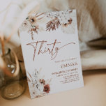 aniversário de 30 anos Convite Boho Pampas<br><div class="desc">Os convites de Boho Aniversário são a forma perfeita de anunciar o seu aniversário aos seus convidados. Cada convite de aniversário apresenta designs florais intrincados e uma bela tipografia em cores neutras, incluindo terracota, bege e tons de terra. Impresso em estoques de cartolina de alta qualidade, eles certamente impressionarão seus...</div>