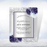 Aniversário marinho de prata azul convite floral<br><div class="desc">Fundo com aspecto fino prateado decorado com flores azuis e azuis-marinhos e brilho fino prateado,  brilhos. Personalize e adicione seu nome e detalhes da festa. Letras negras.</div>