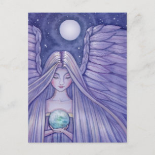 Anjo com cartão postal de pequeno mundo