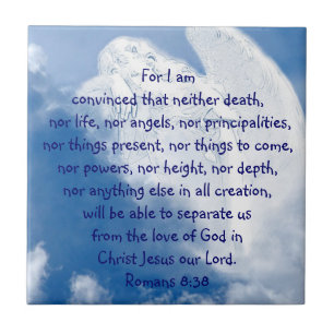 Anjo inspirado da escritura nas nuvens, romanos 8