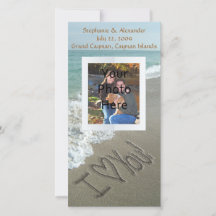 Amo-te, Escrevendo na praia.