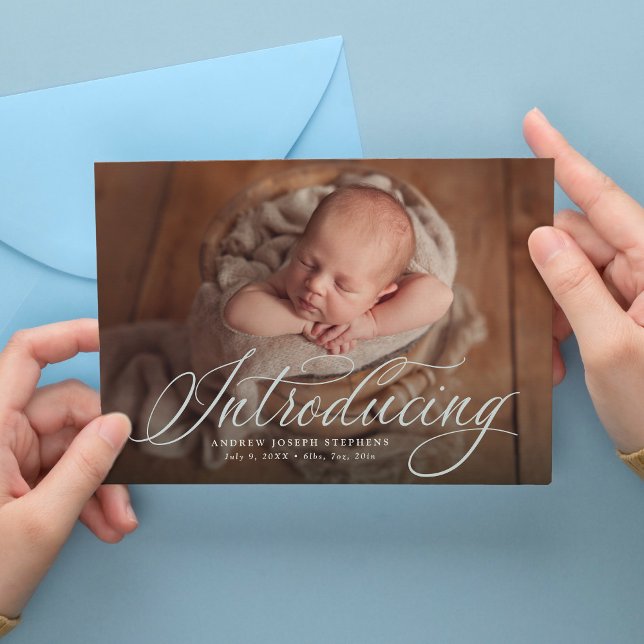 Anúncio Apresentando ao bebê uma foto elegante parto azul (Criador carregado)