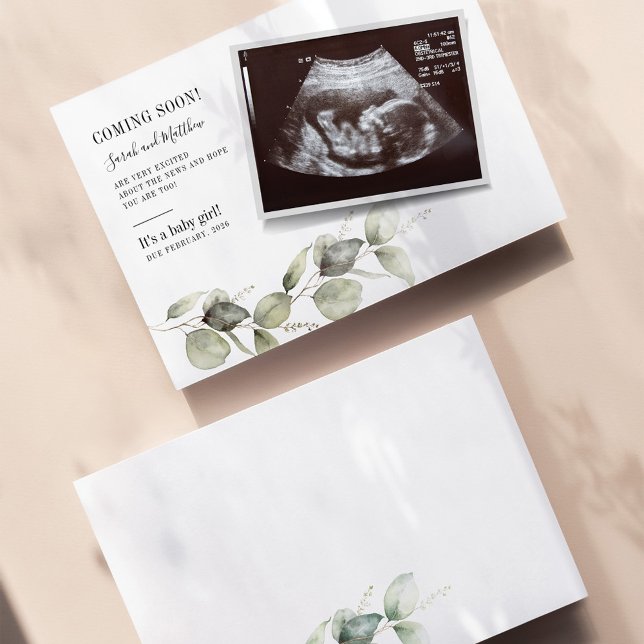 Anúncio Baby Reveal Eucalyptus Fog Gravidez Botânica (Criador carregado)