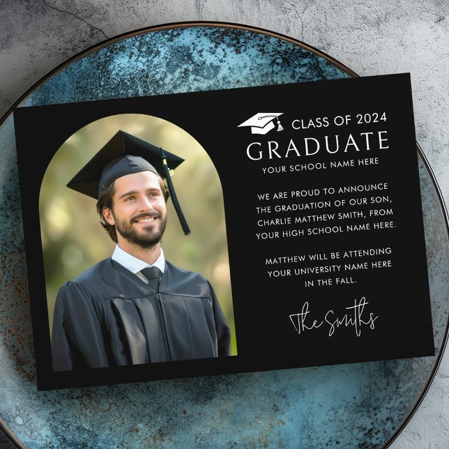 Anúncio Boné de formatura preto de arco elegante (Elegant arch black photo graduation cap announcement)