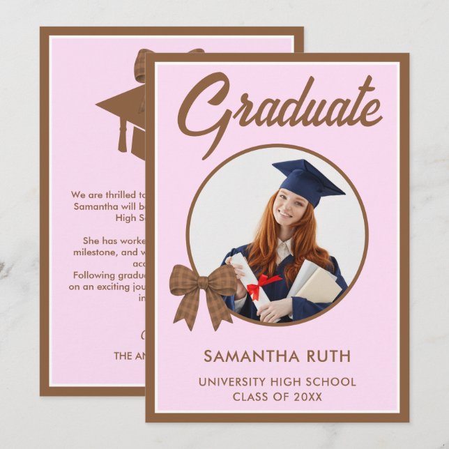 Anúncio Brown Gingham Bow Photo Graduation Announcement (Frente/Verso)