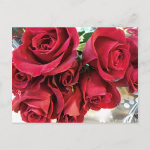 Anúncio Cartão postal de rosas vermelhas Salve a data