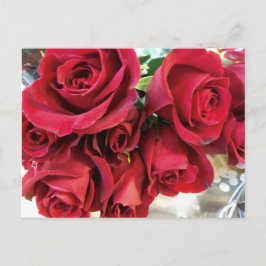 Anúncio Cartão postal de Save the Date de rosas vermelhas
