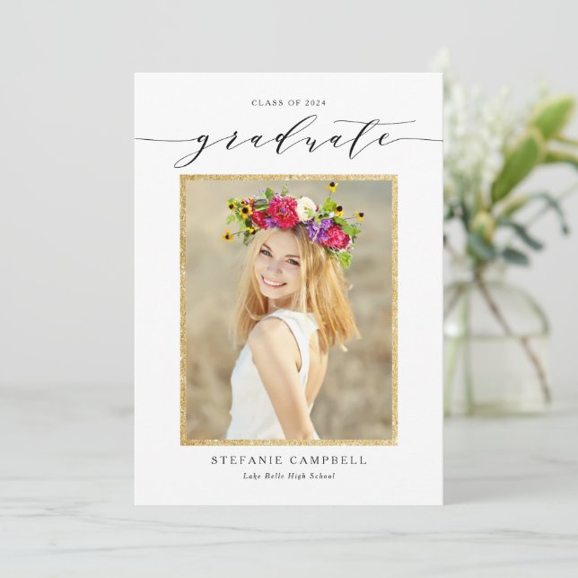 Anúncio Classe de Largura de Script Whimsical de Graduação (Em pé/Frente)