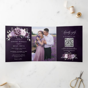 Anúncio Com Dobra Tripla Formas de Casamento Floral Moody Blooms Roxo Dusty
