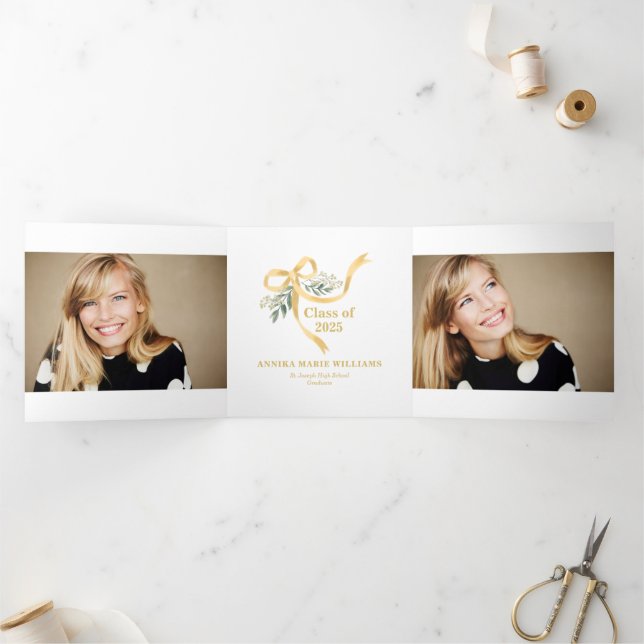 Anúncio Com Dobra Tripla Multifotografia do Formando 2025 (Dentro)